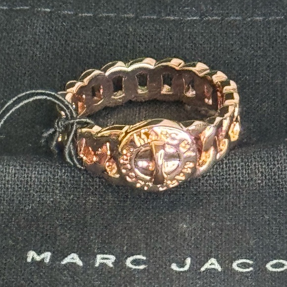 MARC by MARC JACOBS - NWT Turnlock Rose Gold Fashion Sz M/L (7-8) - Picture 6 of 7
